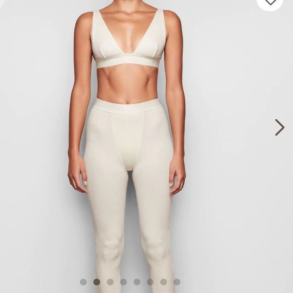 SKIMS Other - NWT SKIMS bone leggings L